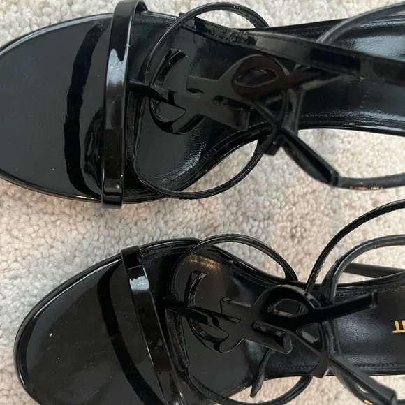 Saint Laurent Cassandra Heels - Picture 9 of 9